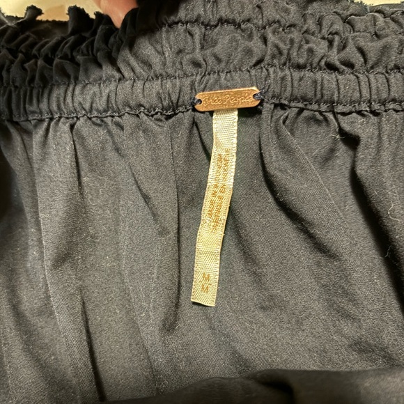 Free People Navy Blue, one arm rusheted top, slight crop or at the waist, M - Picture 4 of 8